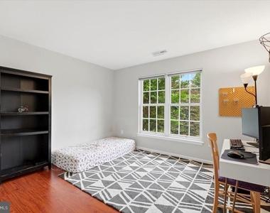 9255 Bowers Brook Place - Photo Thumbnail 34