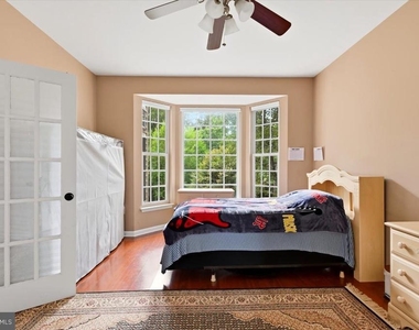 9255 Bowers Brook Place - Photo Thumbnail 19