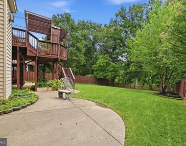 9255 Bowers Brook Place - Photo Thumbnail 38