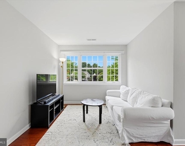 9255 Bowers Brook Place - Photo Thumbnail 22