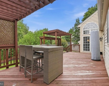 9255 Bowers Brook Place - Photo Thumbnail 42