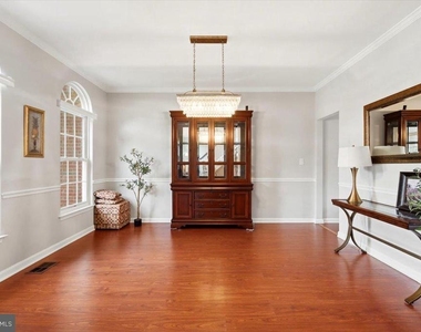 9255 Bowers Brook Place - Photo Thumbnail 3