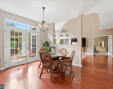 9255 Bowers Brook Place - Photo Thumbnail 12