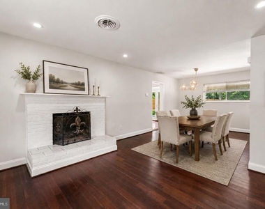 18301 Cabin Road - Photo Thumbnail 9
