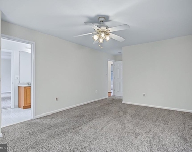14566 Collingham Place - Photo Thumbnail 38