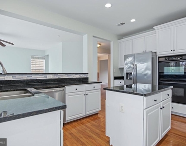 14566 Collingham Place - Photo Thumbnail 3