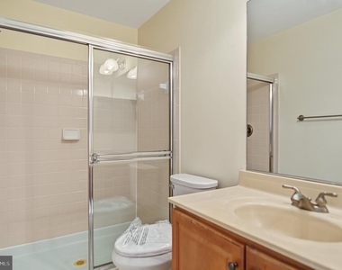 14566 Collingham Place - Photo Thumbnail 34