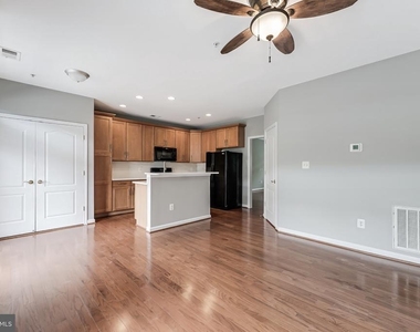14571 Marlow Street - Photo Thumbnail 10