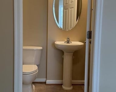 6765 Hampton Bay Lane - Photo Thumbnail 6