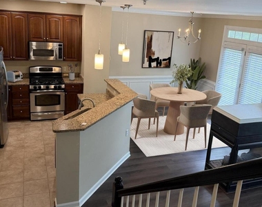 6765 Hampton Bay Lane - Photo Thumbnail 3