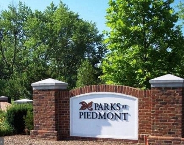 6765 Hampton Bay Lane - Photo Thumbnail 22