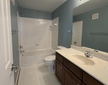 6765 Hampton Bay Lane - Photo Thumbnail 18