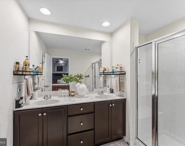 8194 Maude Lane - Photo Thumbnail 26