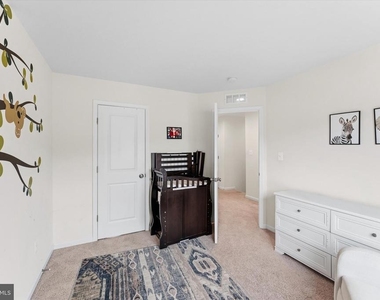8194 Maude Lane - Photo Thumbnail 31