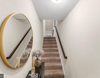 8194 Maude Lane - Photo Thumbnail 2