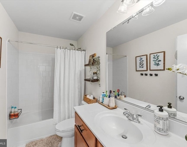 8194 Maude Lane - Photo Thumbnail 32