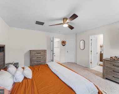 8194 Maude Lane - Photo Thumbnail 25
