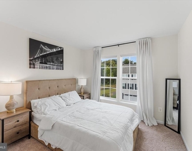 8194 Maude Lane - Photo Thumbnail 28