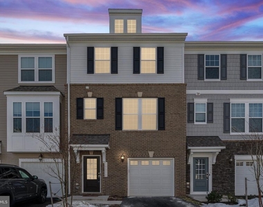 10510 Hinton Way - Photo Thumbnail 1