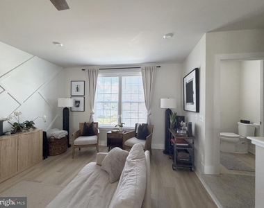 10510 Hinton Way - Photo Thumbnail 9