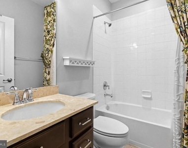 7420 Brunson Circle - Photo Thumbnail 16