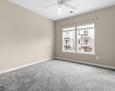 7420 Brunson Circle - Photo Thumbnail 13