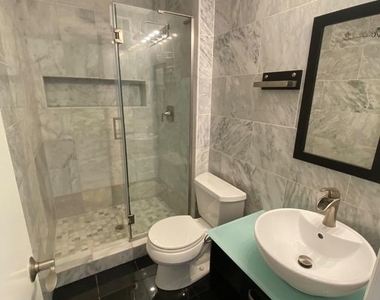 8626 Anna Court - Photo Thumbnail 15