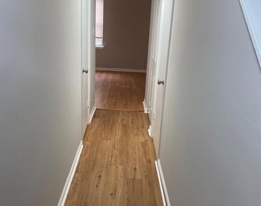8626 Anna Court - Photo Thumbnail 9