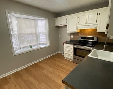 8626 Anna Court - Photo Thumbnail 3