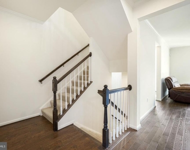 21521 Willow Breeze Square - Photo Thumbnail 13