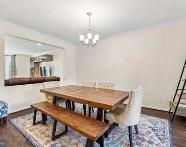21521 Willow Breeze Square - Photo Thumbnail 9