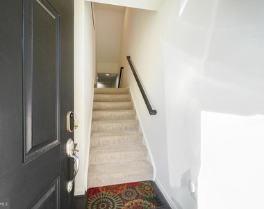 21521 Willow Breeze Square - Photo Thumbnail 1