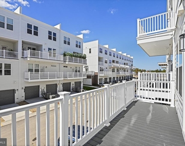 20064 Coral Wind Terrace - Photo Thumbnail 27