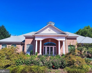 42492 Mayflower Terrace - Photo Thumbnail 20