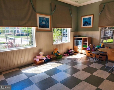 42492 Mayflower Terrace - Photo Thumbnail 25