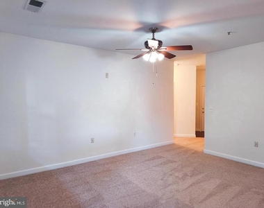 42492 Mayflower Terrace - Photo Thumbnail 4
