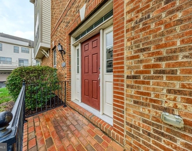 22603 Willington Square - Photo Thumbnail 5