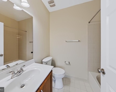 22603 Willington Square - Photo Thumbnail 12
