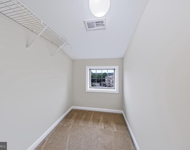 22603 Willington Square - Photo Thumbnail 46