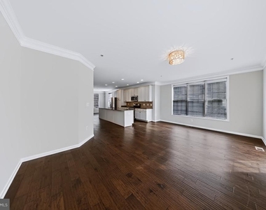 22603 Willington Square - Photo Thumbnail 24
