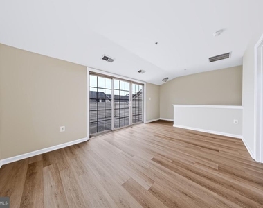 22603 Willington Square - Photo Thumbnail 49