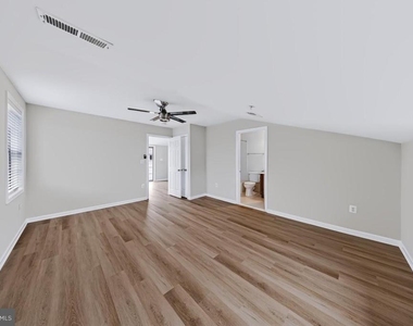 22603 Willington Square - Photo Thumbnail 42