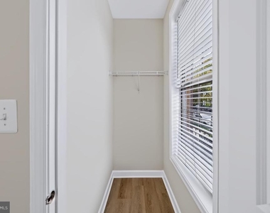 22603 Willington Square - Photo Thumbnail 11