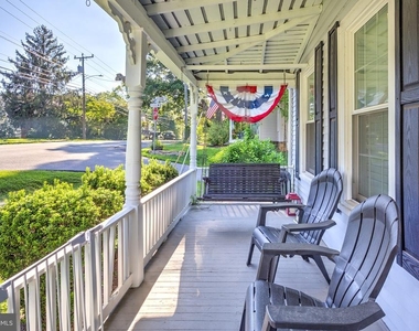 303 E Colonial Highway - Photo Thumbnail 4