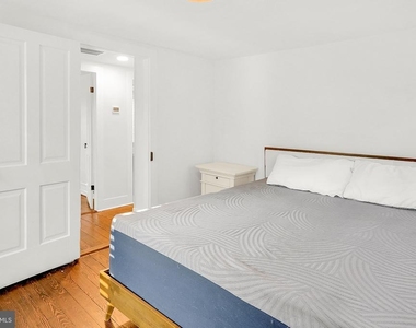 303 E Colonial Highway - Photo Thumbnail 29