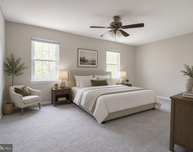 4037 Summer Hollow Court - Photo Thumbnail 6