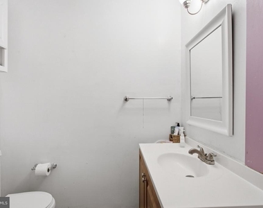 2042 Headlands Circle - Photo Thumbnail 10