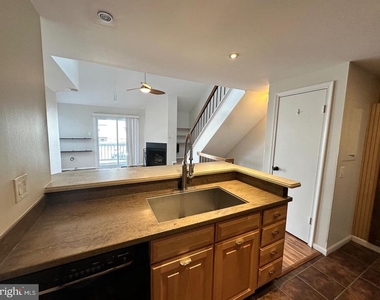 4311 Pembrook Village Drive - Photo Thumbnail 4
