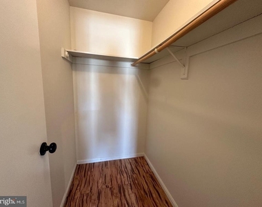 4311 Pembrook Village Drive - Photo Thumbnail 18