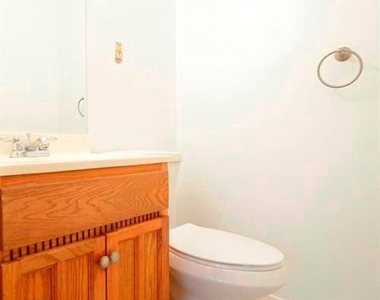 4345 Ivymount Court - Photo Thumbnail 2